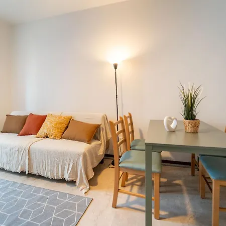 Guesthost - Comfy Flat X4 Close To The Center Triest