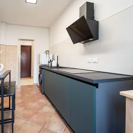 Guesthost - Comfy Flat X4 Close To The Center *
